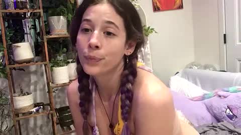 FlexieFae online show from March 1, 3:43 am