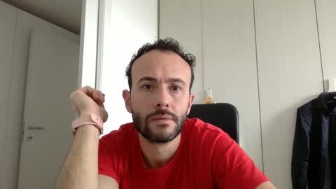 hhombre online show from April 16, 8:03 am