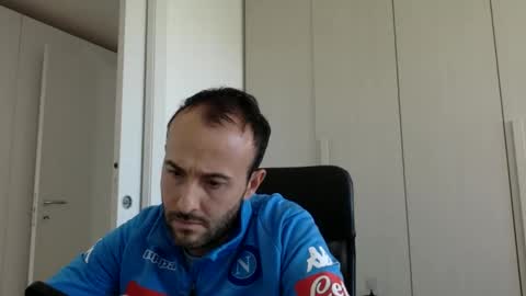 Snapshot of hhombre chatting on October 24, 9:10 am hhombre online show from October 24, 9:10 am