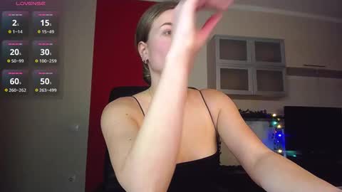 Lina online show from December 17, 10:00 am