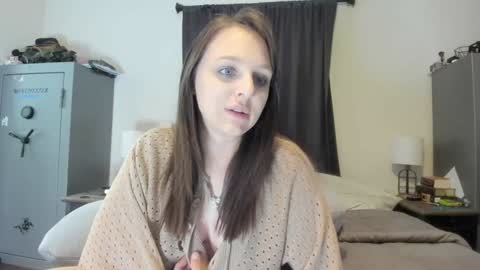 Paige online show from September 28, 1:25 am