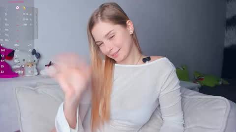 Elizabeth online show from February 18, 3:23 pm