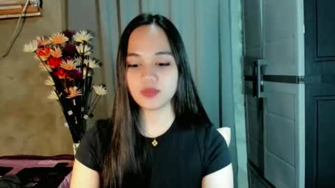 hilarymolly online show from March 27, 3:23 am