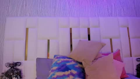 Hillary online show from March 20, 11:59 am