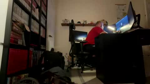 hilthy0713 online show from July 14, 9:47 am