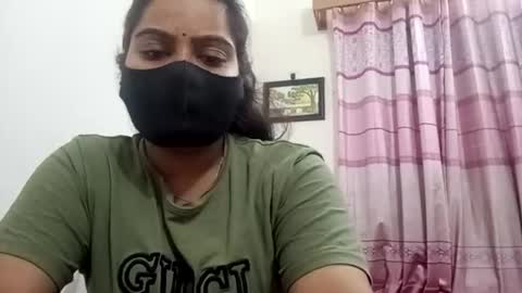 himuhimu22 online show from October 26, 8:30 pm