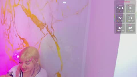hinata_dolly online show from May 12, 11:19 am