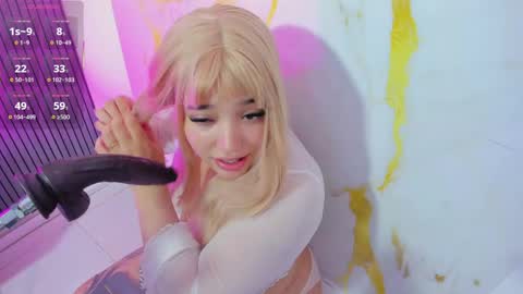 hinata_dolly online show from May 8, 11:49 am