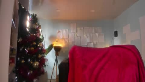 Hinnata online show from November 19, 5:01 pm