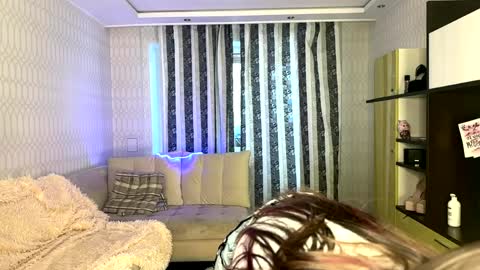 Leya Day Mary Night   PvT Open online show from April 3, 8:54 am