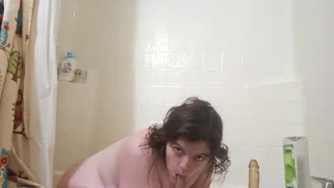 hippiesoul204 online show from January 24, 3:55 pm