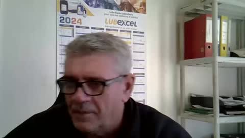 hippo online show from December 4, 1:14 pm