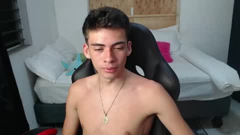 Hisokax online show from June 8, 4:13 am