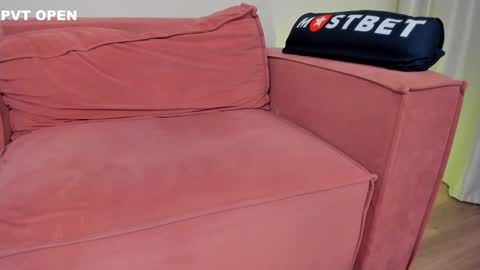 Milana and Batman online show from December 22, 7:31 pm