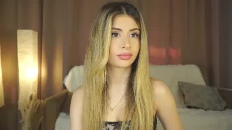 Moni Monica online show from July 9, 8:18 am