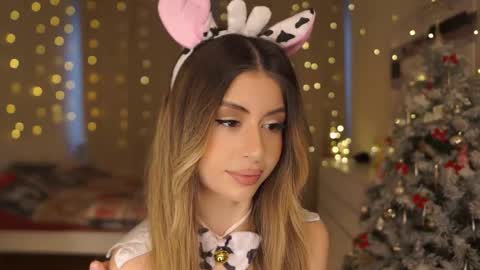 Moni Monica online show from January 13, 8:11 am