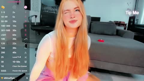 holly online show from February 16, 9:35 pm