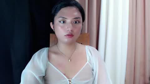 holly_maria69 online show from February 23, 4:09 pm