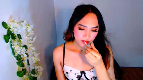 YOUR GODDESS CLARITA online show from November 18, 10:35 pm