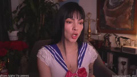 Holly Linder online show from October 25, 2:12 am