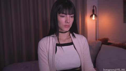 Holly Linder online show from February 15, 2:14 am