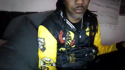 hollywoodbobby online show from February 16, 1:26 am