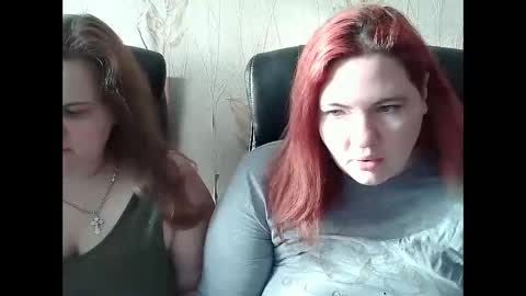 HollyXEva online show from February 2, 7:38 am