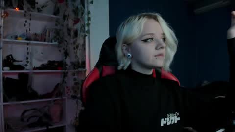 holy_mistresss online show from October 29, 10:28 am