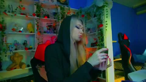 Rumi online show from November 1, 11:31 am