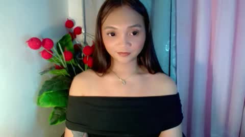 Bella online show from December 13, 7:53 pm