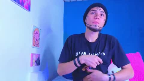      online show from November 2, 7:14 pm