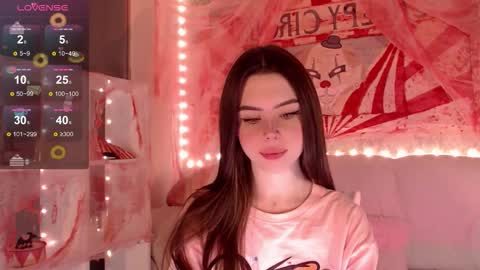 Mia online show from November 5, 3:19 am