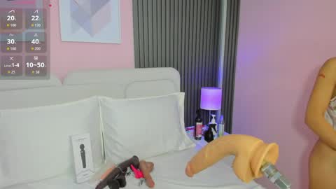 honey_sofii_ online show from April 19, 11:22 am