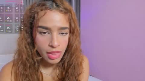 honey_sofii_ online show from March 25, 11:28 am