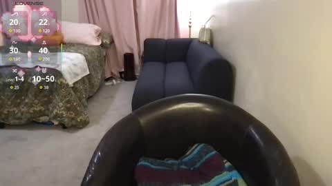 Tia online show from September 21, 3:10 am