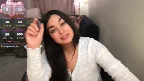 Tia online show from November 9, 6:17 am