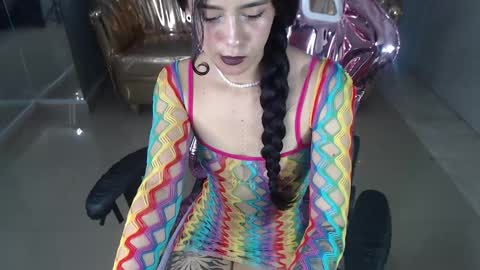 HONEY  online show from February 26, 1:22 pm