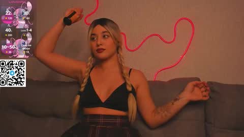 Mary online show from October 30, 9:04 pm