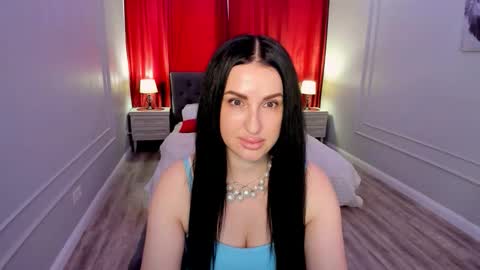 Jacqueline online show from May 26, 4:51 am