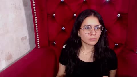 Emily online show from November 27, 4:47 pm