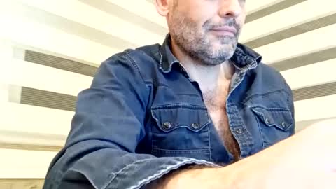 Snapshot of honeydaddyforyou chatting on February 26, 6:48 pm honeydaddyforyou online show from February 26, 6:48 pm