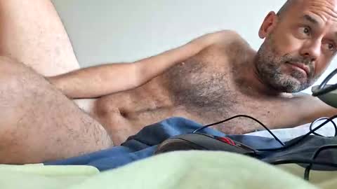Snapshot of honeydaddyforyou chatting on September 24, 6:20 am honeydaddyforyou online show from September 24, 6:20 am
