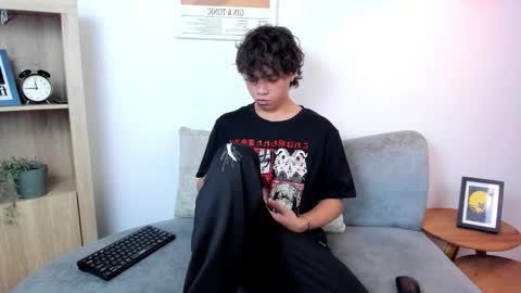 honeymoon_sariel online show from February 5, 1:58 pm