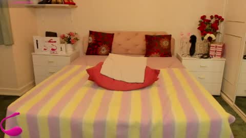 honeywinexs online show from May 31, 5:44 pm