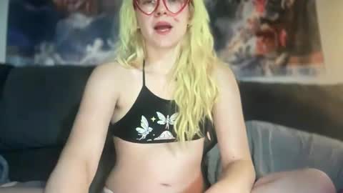 Emi Rose online show from October 21, 3:22 am