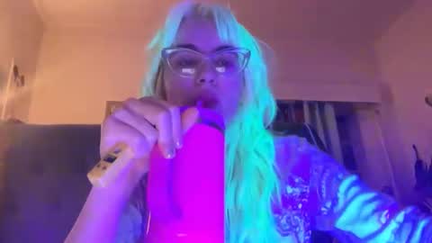 Emi Rose online show from March 13, 4:05 am