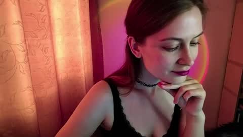 honeyy_bun online show from May 6, 11:16 am