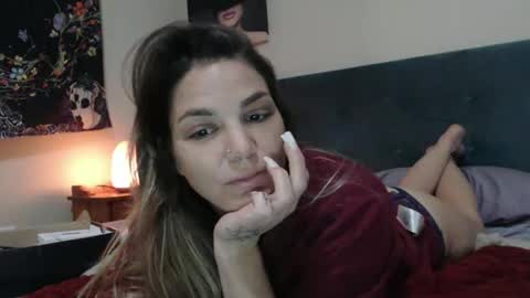 HoodHippy online show from October 28, 3:18 am