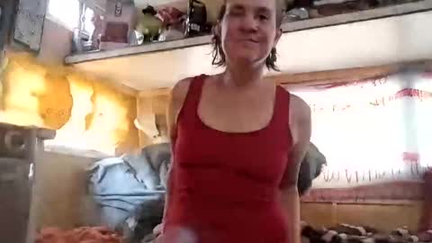 hoodoou online show from May 17, 12:42 am