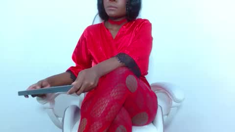 Emily online show from September 18, 8:07 am